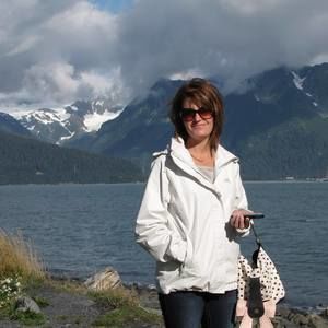 Meet your Posher, Shelly